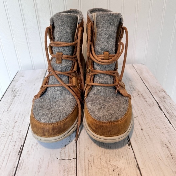 Sorel Women's Explorer II Joan Felt Waterproof Boot Tawny Buff Moonstone.Size 8 - Picture 2 of 13